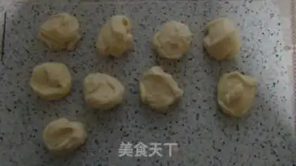 Make raisin rolls step 4