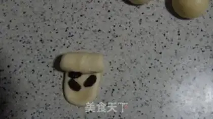 Make raisin rolls step 7