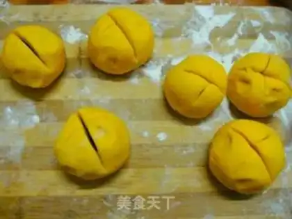 Make Five-coloured buns step 14