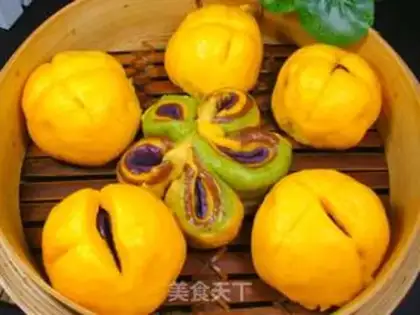 Make Five-coloured buns step 16