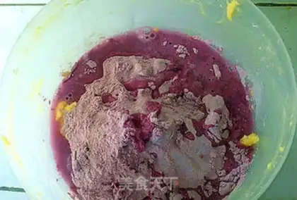 Make Chip mini coconut cake step 1