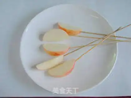 Make A hot pot of beauty fruit tea step 7