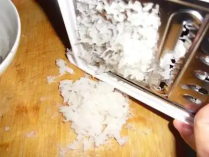 Make A flowery crystal shrimp bag step 2