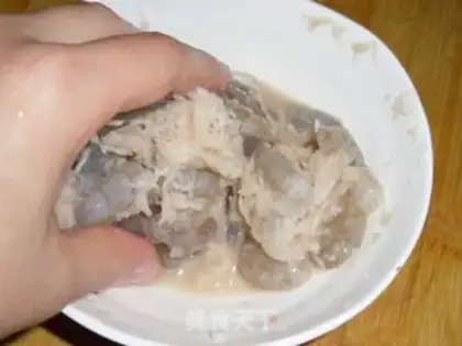 Make A flowery crystal shrimp bag step 3