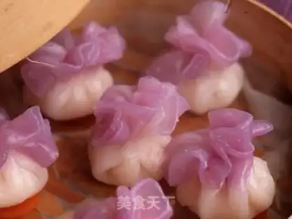 Make A flowery crystal shrimp bag step 16