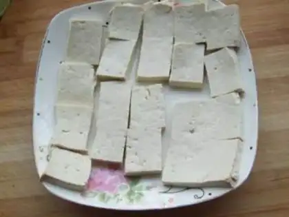 Make Onion fried tofu step 0