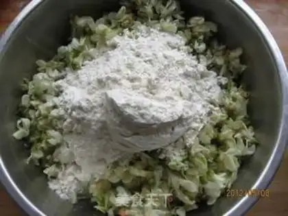 Make Dust flowers step 2