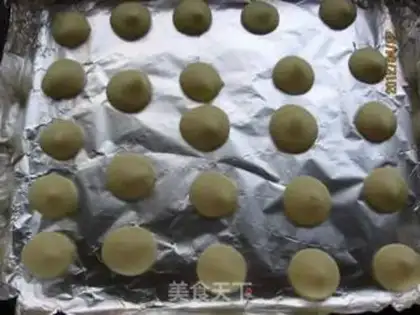 Make Pour some cocoa rolls step 15