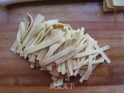 Make Garlic bean peel step 1