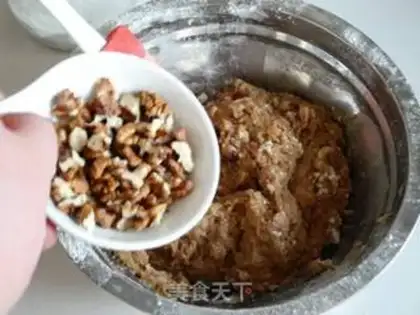 Make Chocolate sauce walnut cookies step 7