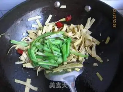 Make Garlic bean peel step 11