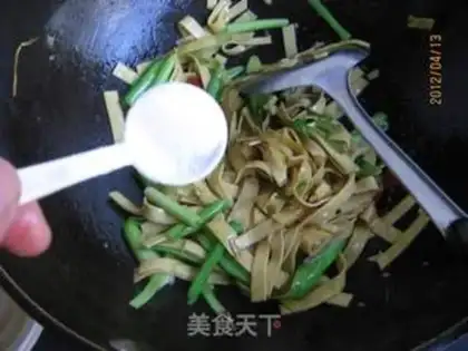 Make Garlic bean peel step 12