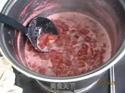 Make Homemade strawberry sauce step 5