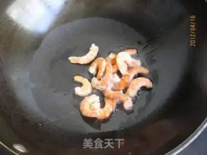 Make Pineapple Dutch shrimp step 4