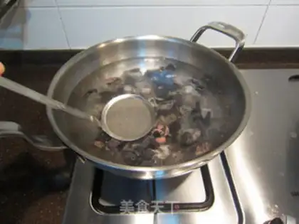 Make Whispering mackerel step 4