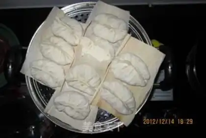 Make Cold-water cabbage buns step 0