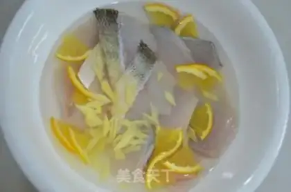 Make Orange-flavored catfish step 5