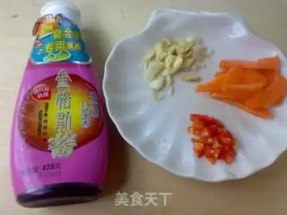 Make Garlic sauce and ink fishballs step 2