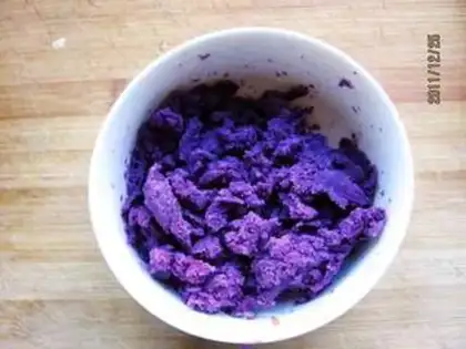 Make Potato donkey rolls step 1