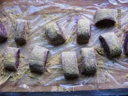 Make Potato donkey rolls step 11