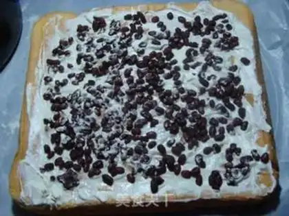 Make Bean cream roll step 9
