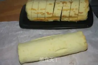 Make Blueberry cake roll step 19