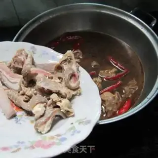 Make Lamb radish dry pot step 5