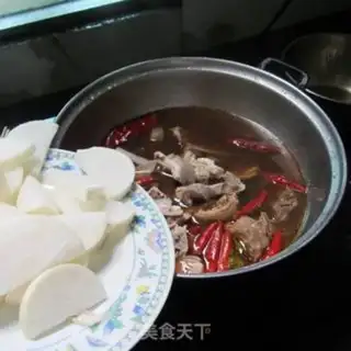 Make Lamb radish dry pot step 6