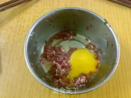 Make Beef egg step 0