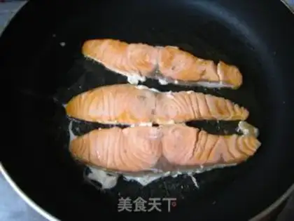 Make A salmon with lemon step 4