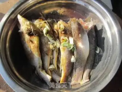 Make Scramble fish step 1