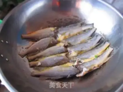 Make Scramble fish step 2