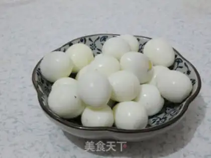 Make Fish, tiger, quail eggs step 4