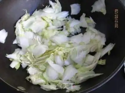 Make Stemming cabbage step 2