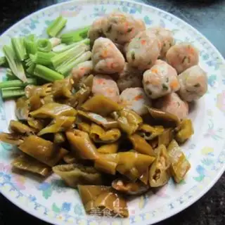 Make Spicy fish balls step 0