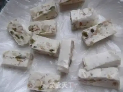 Make Cow Rolling Sugar step 6