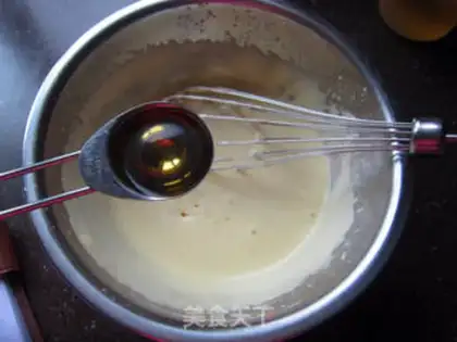 Make Maple syrup twirl cake step 2
