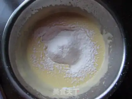 Make Maple syrup twirl cake step 5