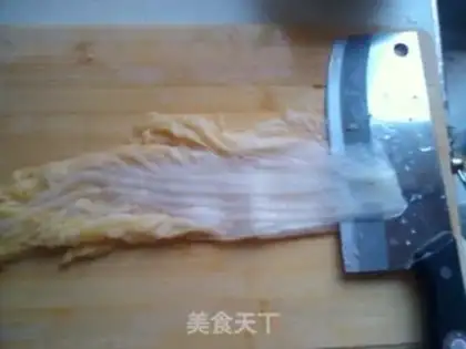 Make Sour sauce and white meat step 1