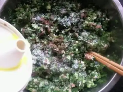 Make Fresh pot sticker step 1