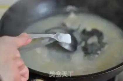 Make Scrambles of fish step 5