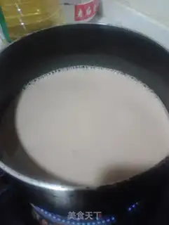 Make Red bean caramel milk tea step 4