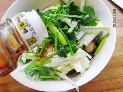 Make Onion-swiped bedding step 5