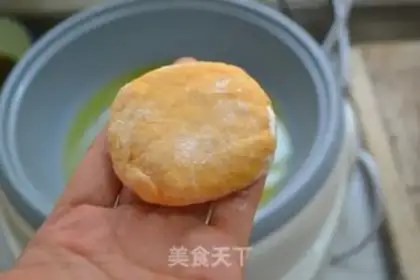 Make Tomato cake step 12