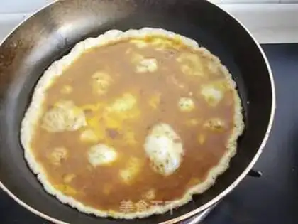 Make Pepper egg and crab seed sauce step 3