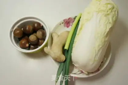 Make Chestnut cabbage step 0