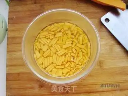 Make Pumpkin peanuts step 4