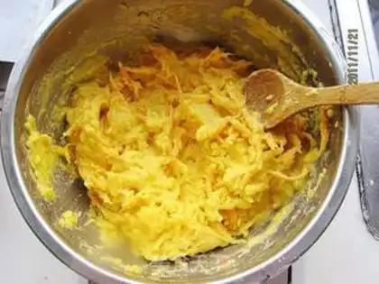 Make Corn pumpkin pie step 3