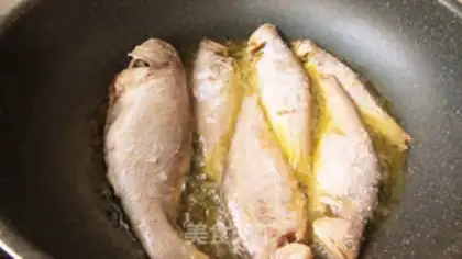 Make Burning sea fish cakes step 5