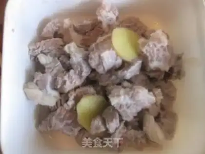 Make Homemade beef noodles step 1